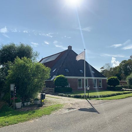 Vila Logeerboerderij De Salix Hitzum Exteriér fotografie